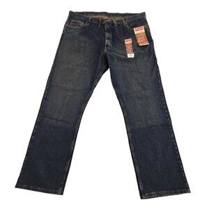 Wrangler Relaxed Fit Straight Jeans Men's 44 x 32 Dark Wash Flex NWT New 97LRWBI